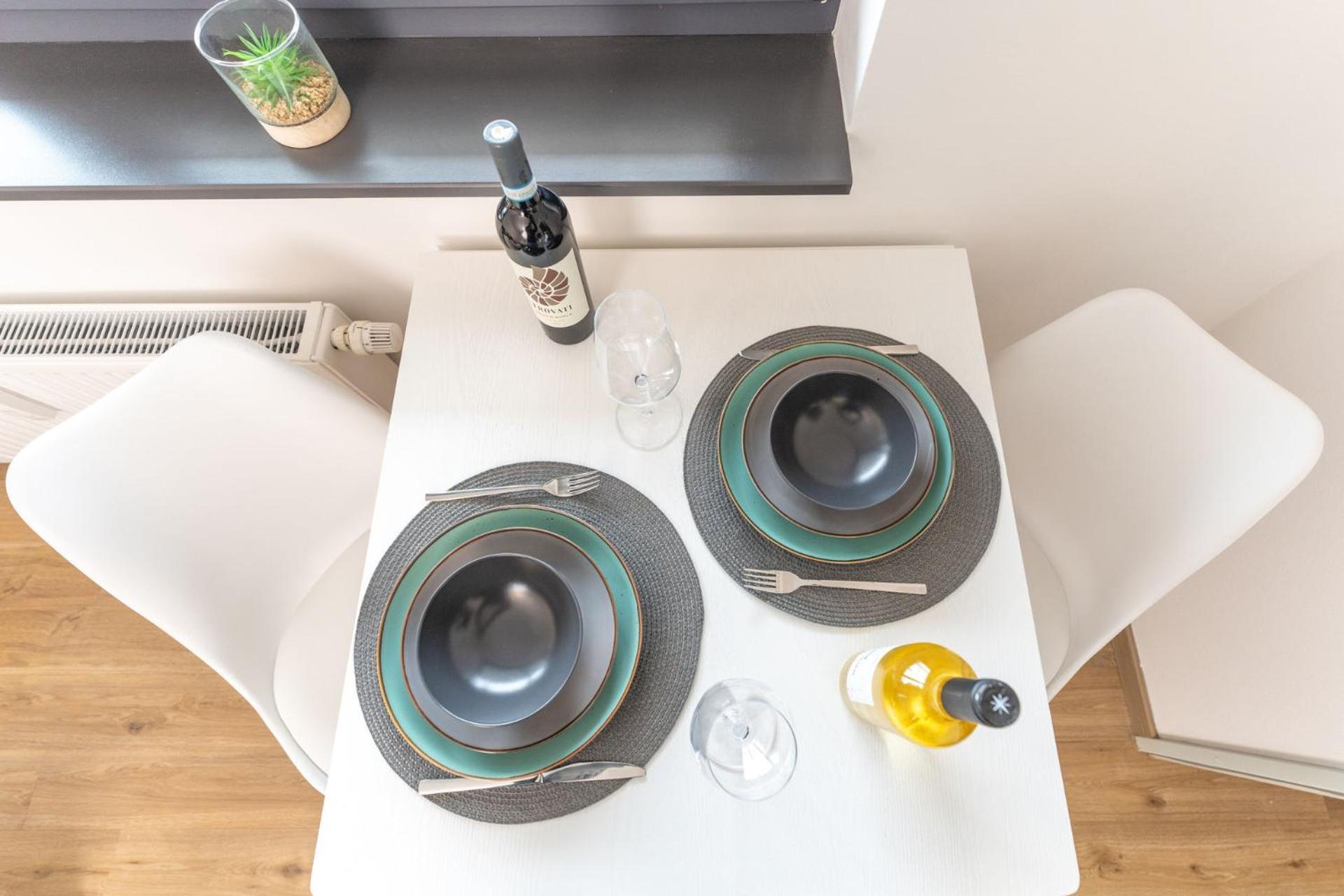 Modernes Apartment Mit Privatem Stellplatz Wenige Minuten Von Der Innenstadt & Mosel Coblenza Esterno foto