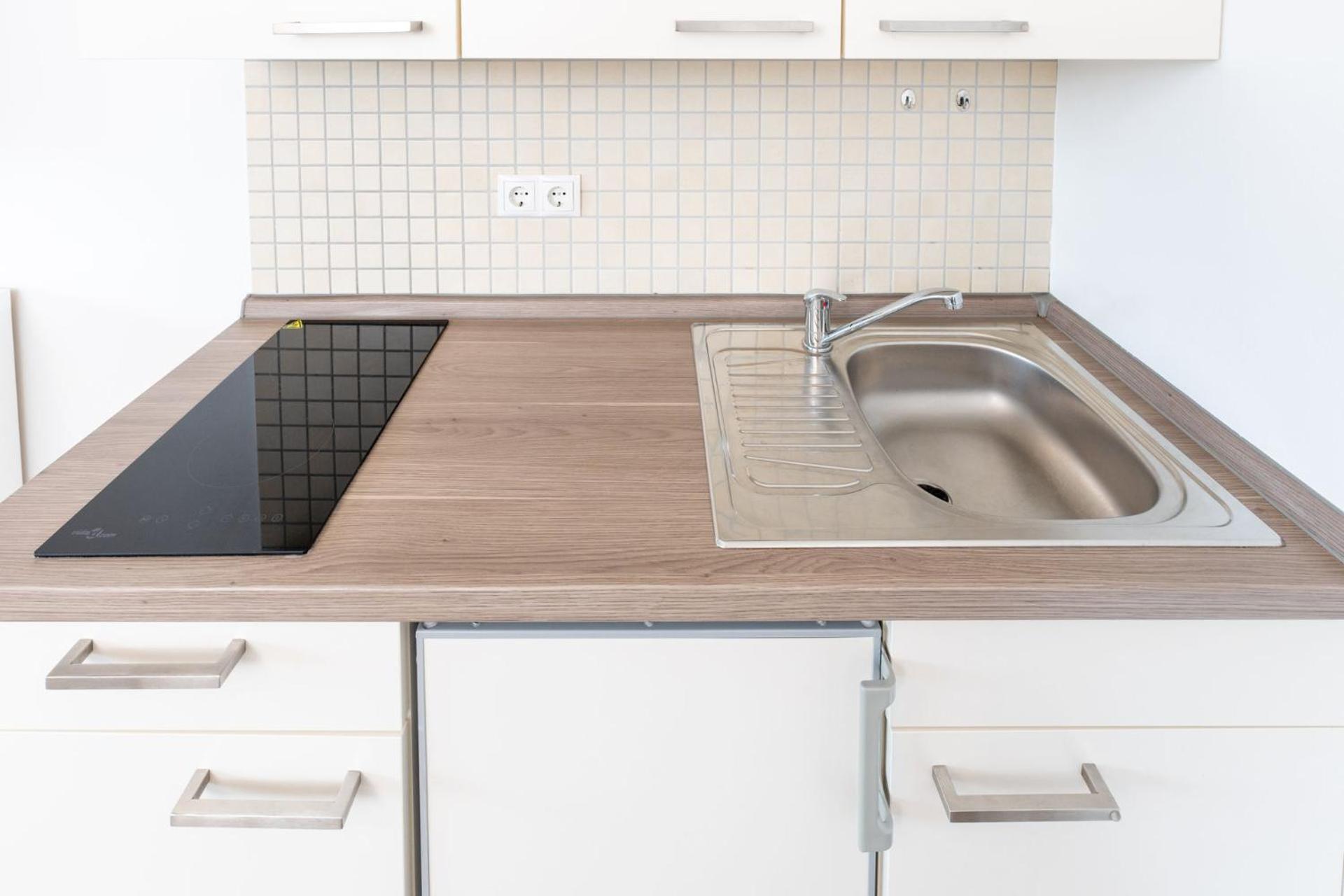 Modernes Apartment Mit Privatem Stellplatz Wenige Minuten Von Der Innenstadt & Mosel Coblenza Esterno foto